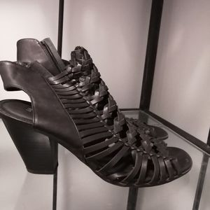 Black high heels shoes